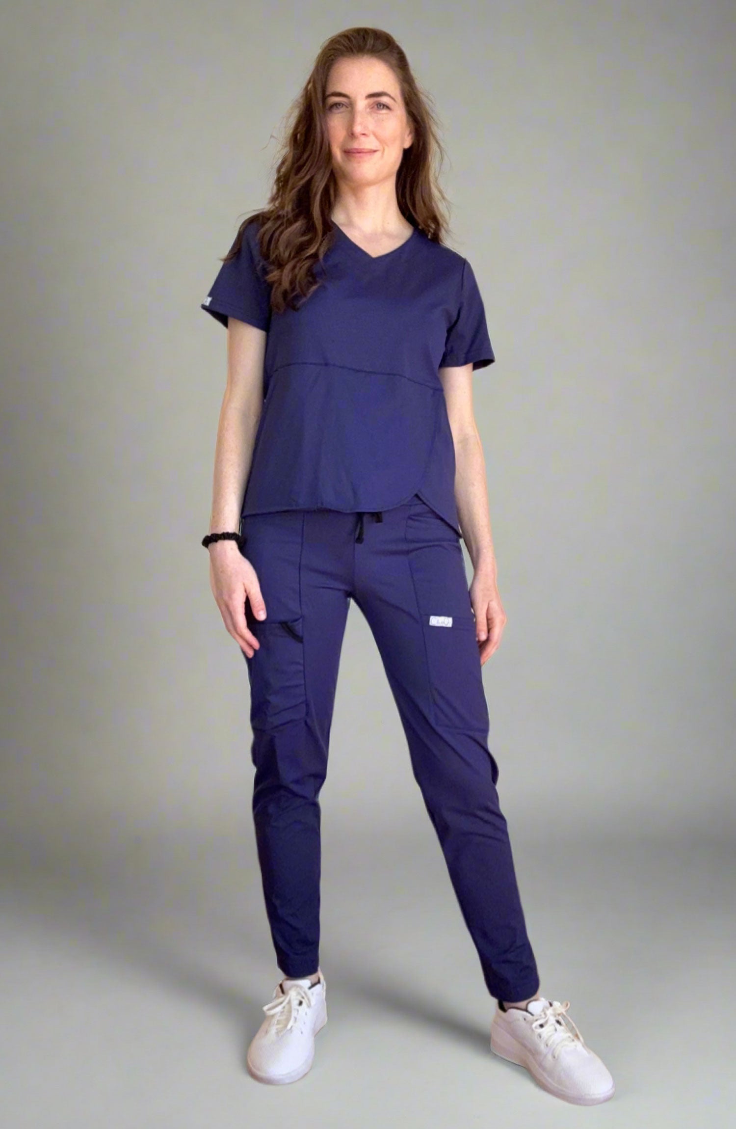 Women's Scrubs Pendulum Top Dark Navy Blue OliveUs MDF Instruments