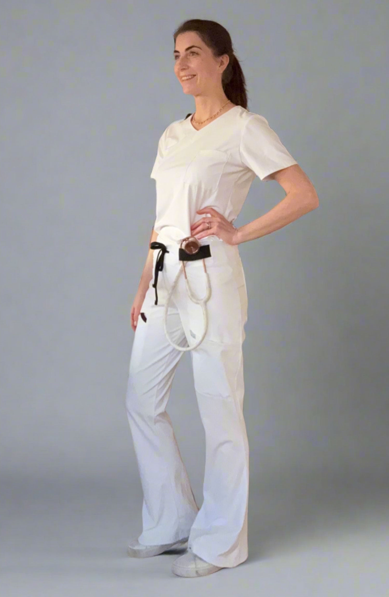 Womens Scrubs Tuck-In Top Crystal White OliveUs MDF Instruments
