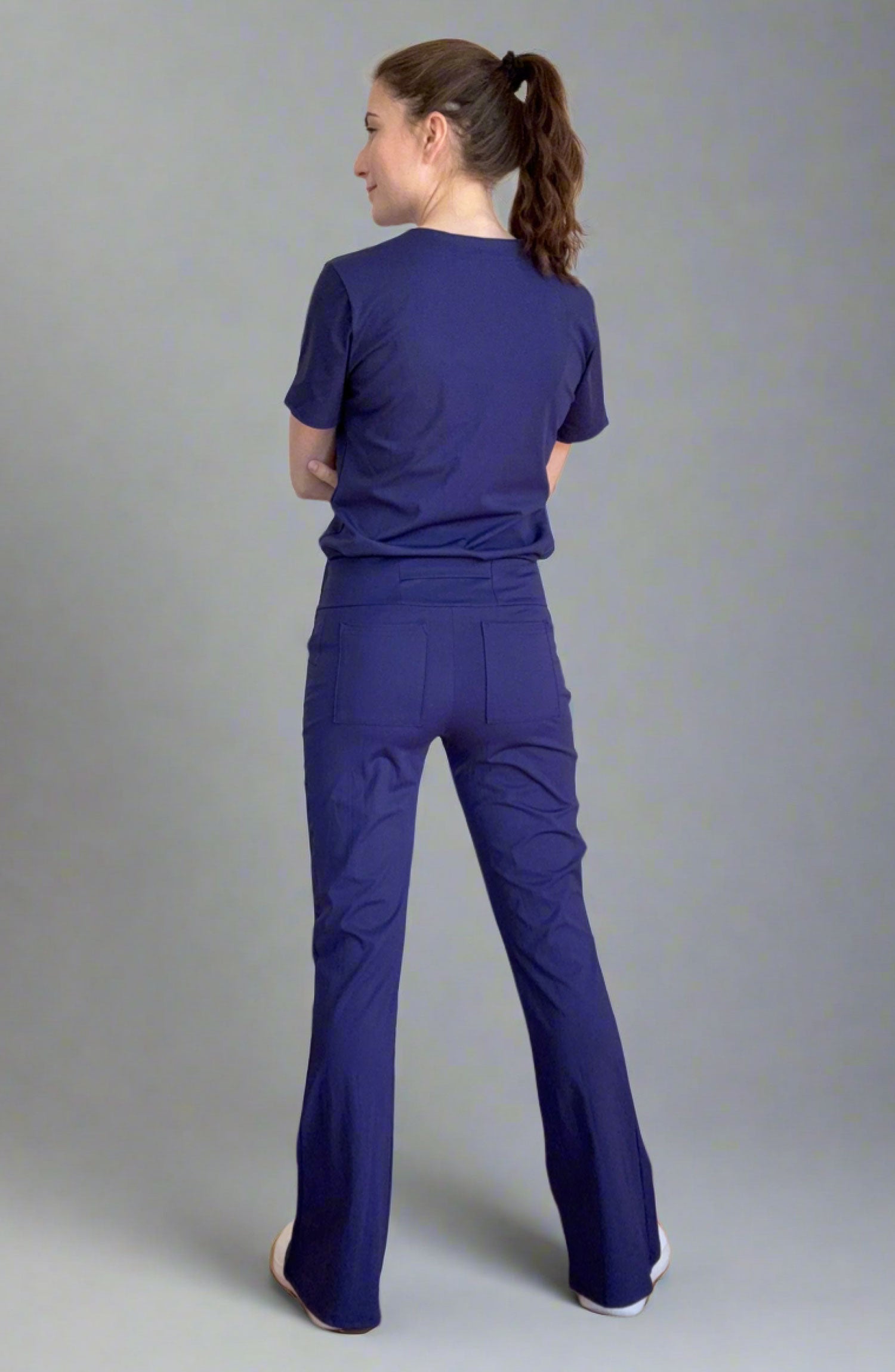 Womens Scrubs Tuck-In Top Dark Navy Blue OliveUs MDF Instruments