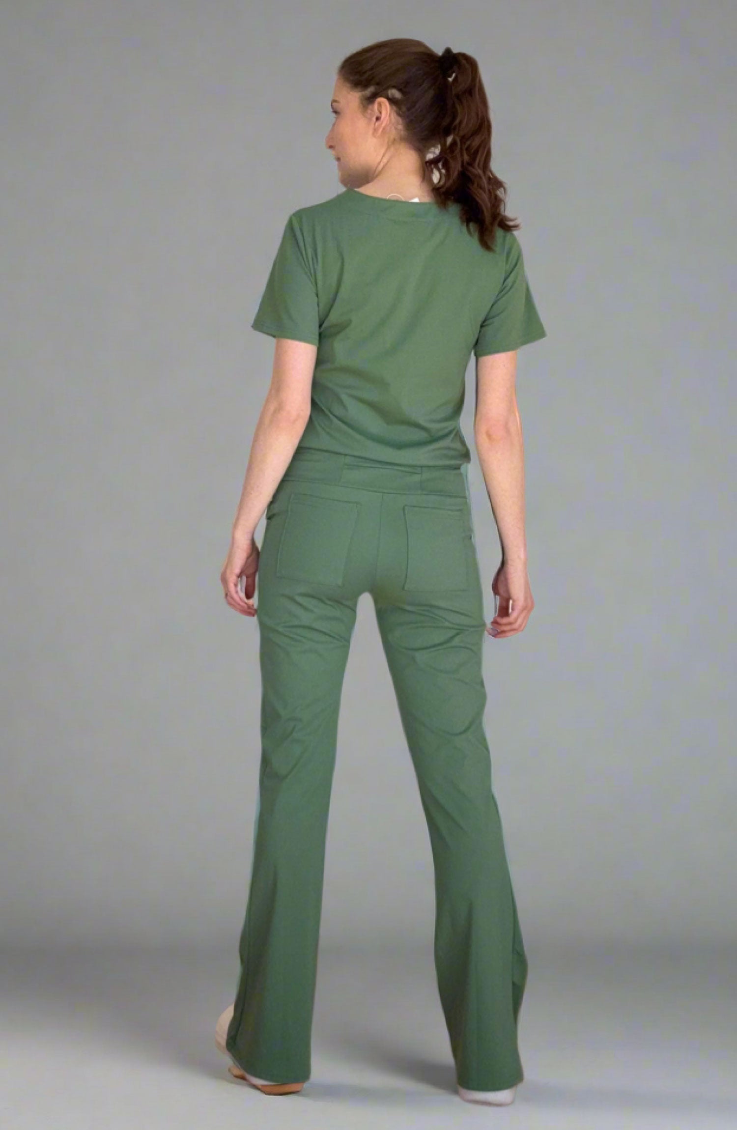 Women's Scrubs Bootcut Pants Leprechaun Green OliveUs MDF Instruments