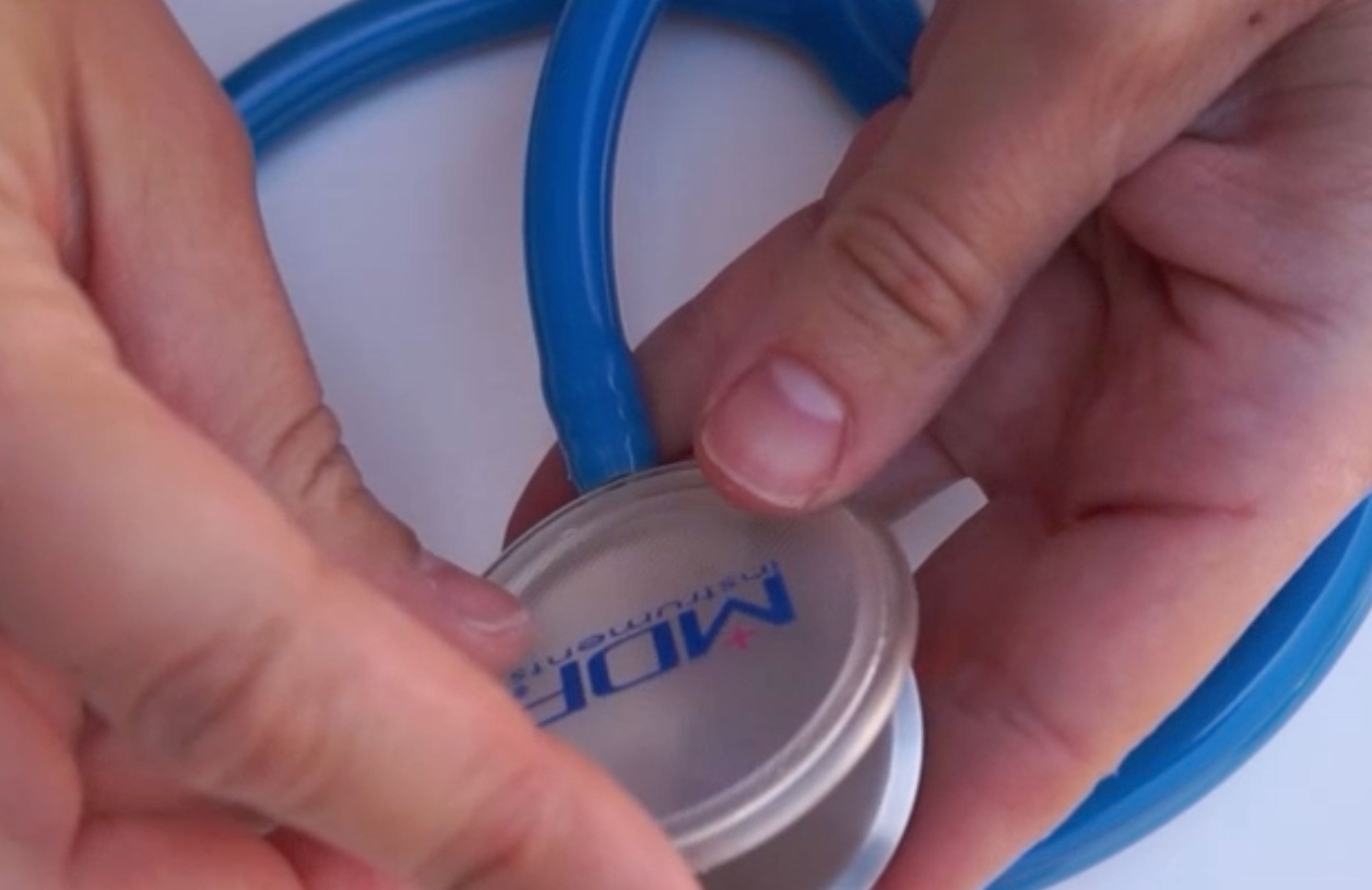 MDF Instruments Help Article How to Install an MDF® Stethoscope Diaphragm and Retaining Ring