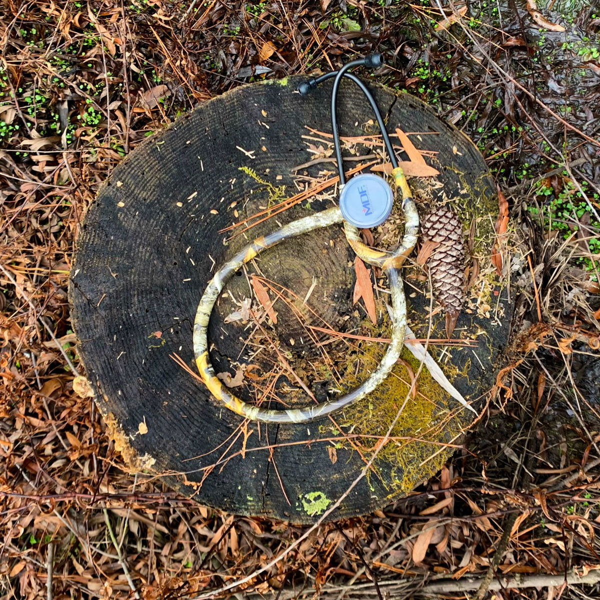 stethoscope-mdf-instruments-procardial-titanium-mprint-realtree-edge-camo-print-balckout (1).jpg__PID:e59218b1-19cb-403a-bbd7-b5ce1b071753