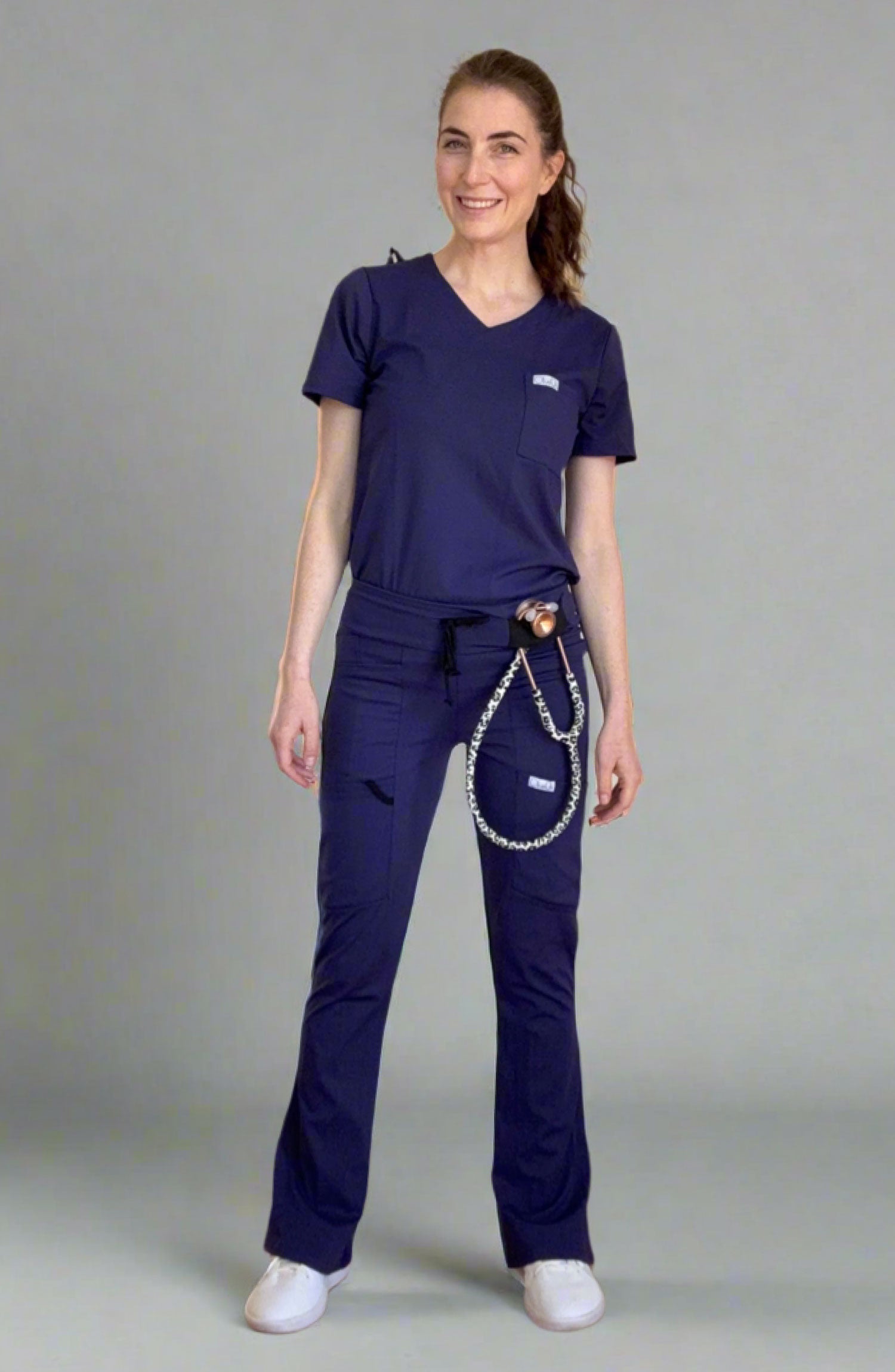 Womens Scrubs Tuck-In Top Dark Navy Blue OliveUs MDF Instruments